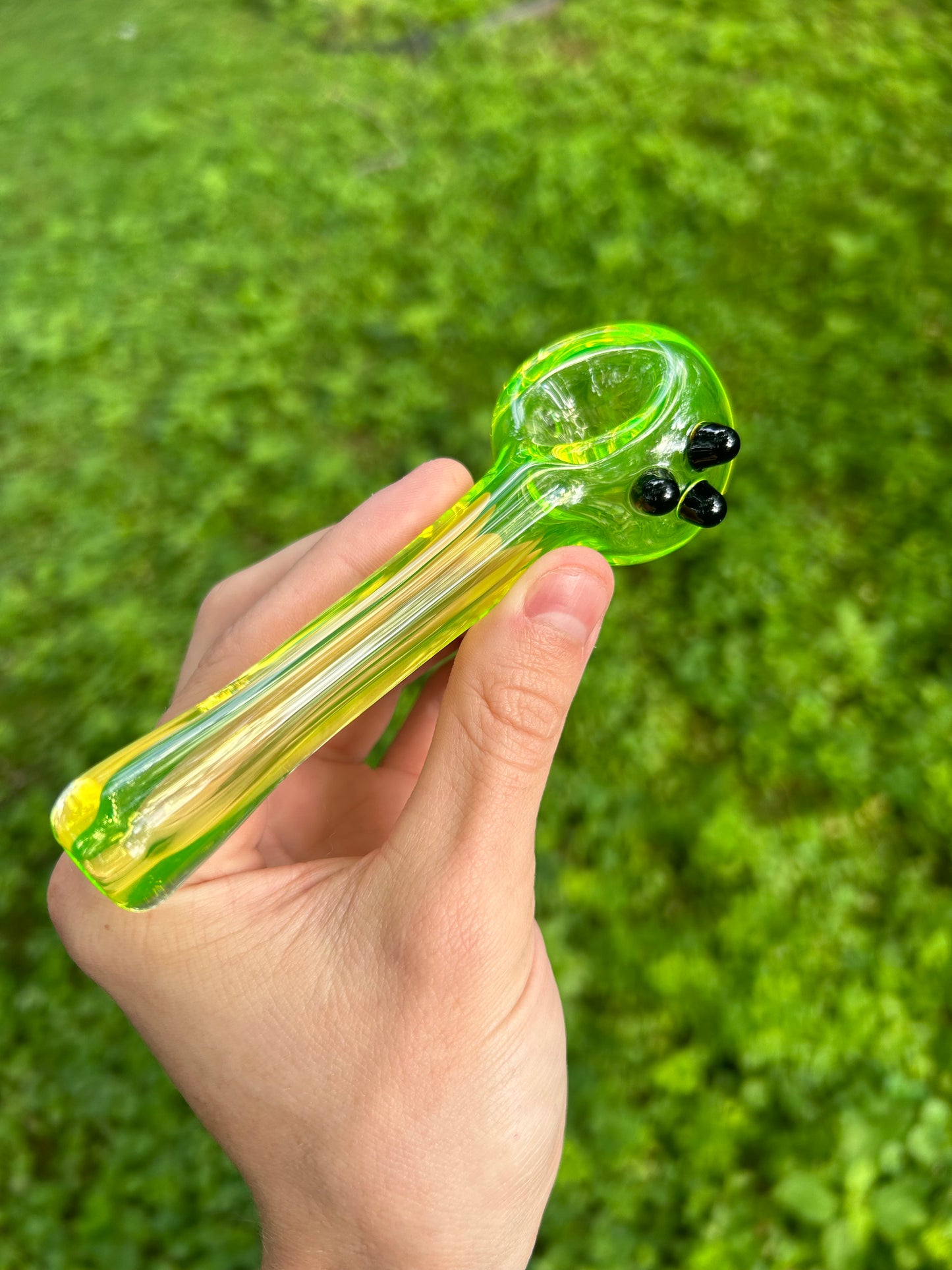 Uranium Glass Pipe