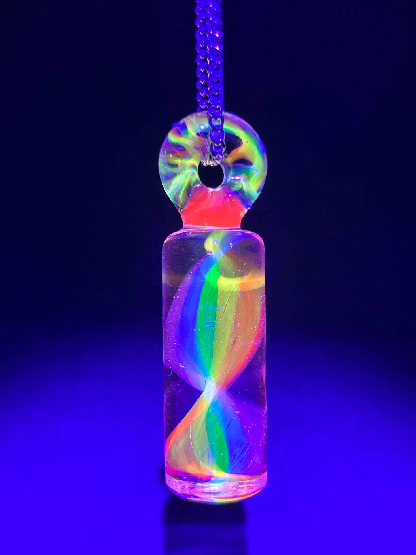 UV Rainbow Twist Pendent