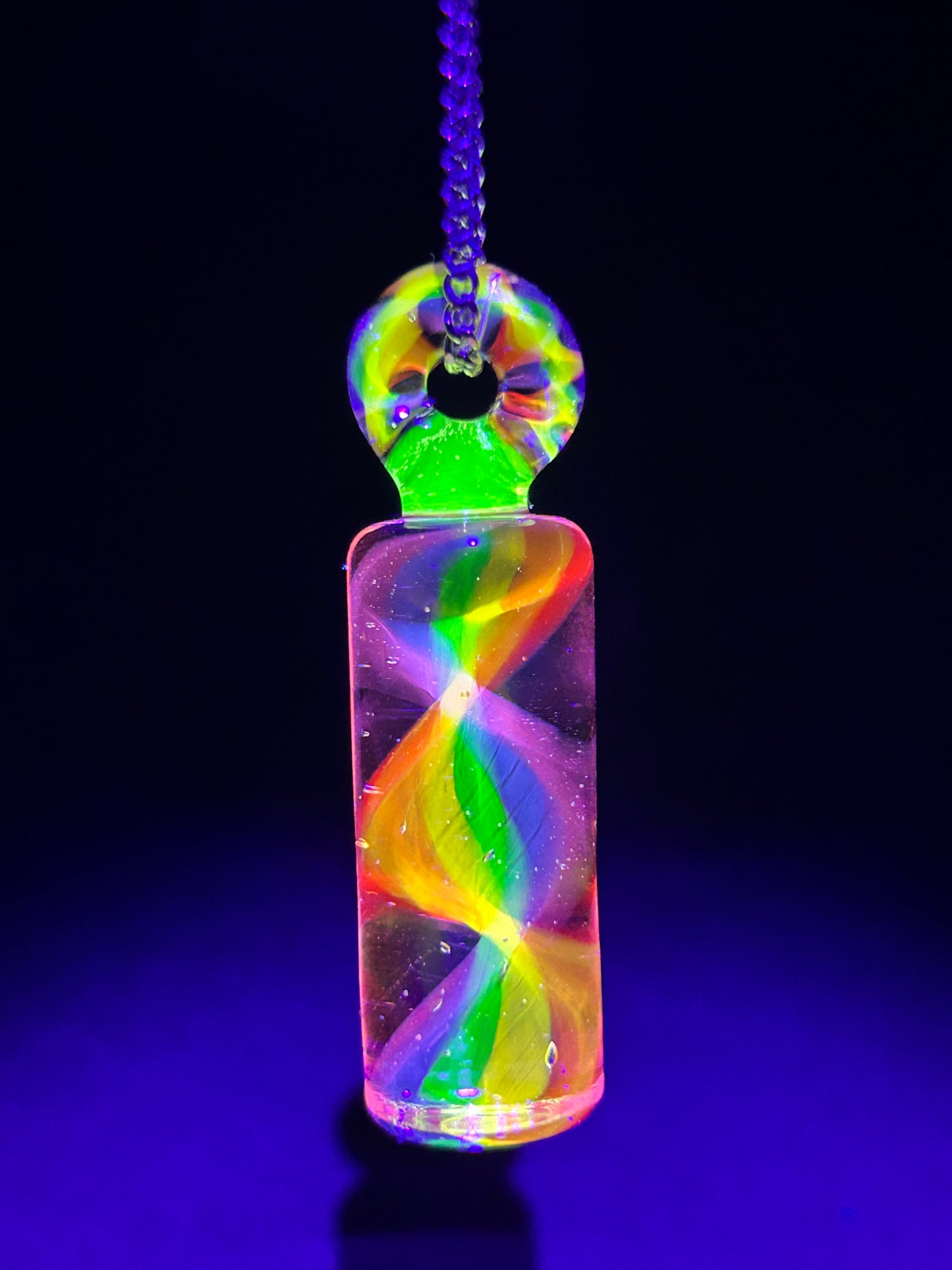 UV Rainbow Twist Pendent