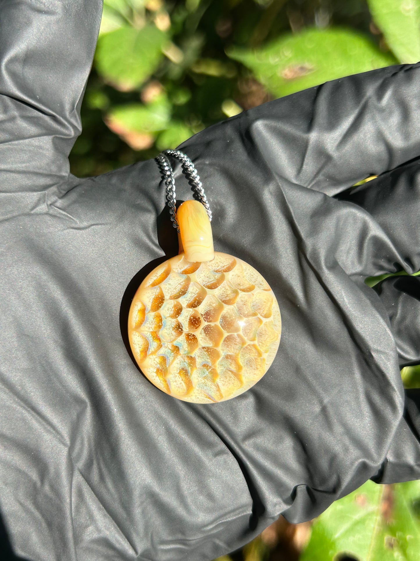 Wild Honey Pendant (UV Reactive)