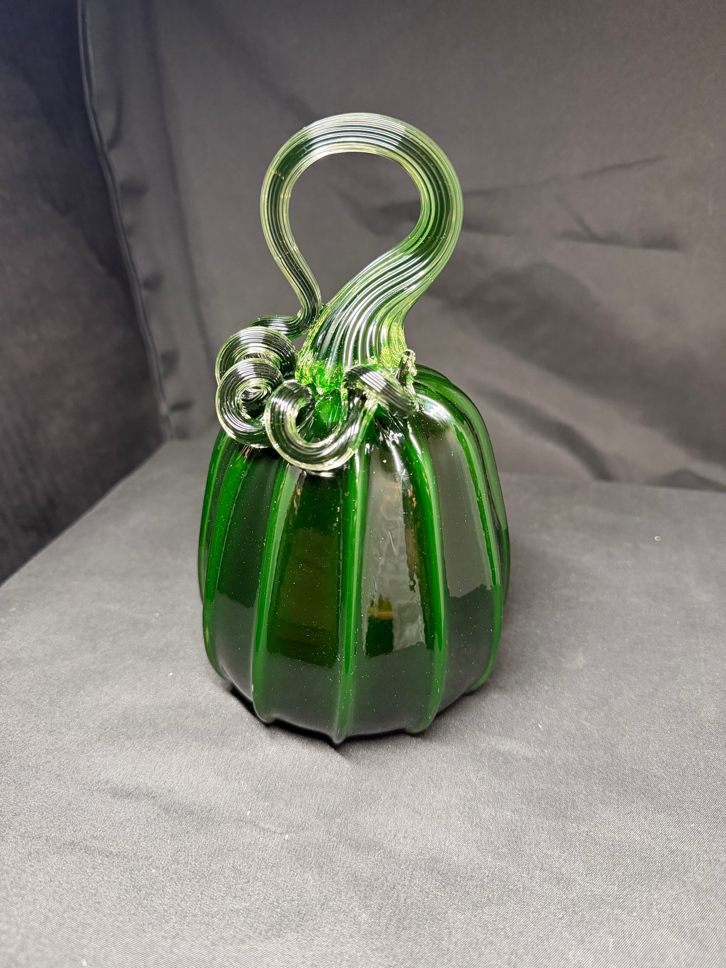 [PRE-ORDER] Black Uranium Glass Pumpkin