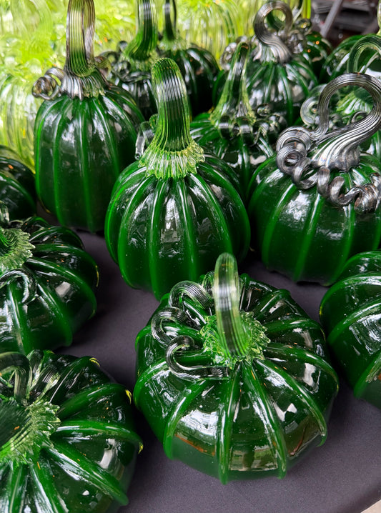 [PRE-ORDER] Black Uranium Glass Pumpkin