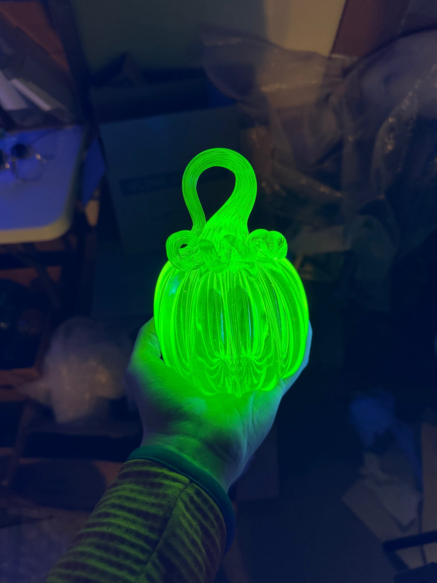 Recycled Uranium Glass Pumpkin