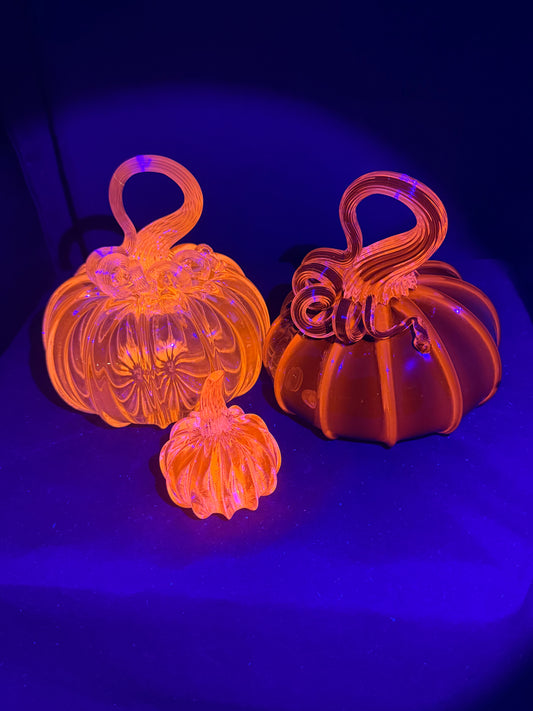 Samarium Glass Pumpkin