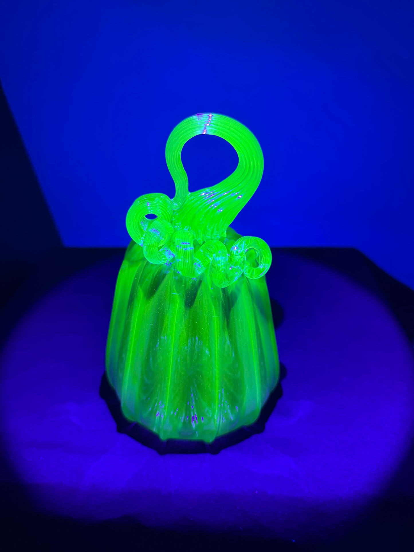Recycled Uranium Glass Pumpkin