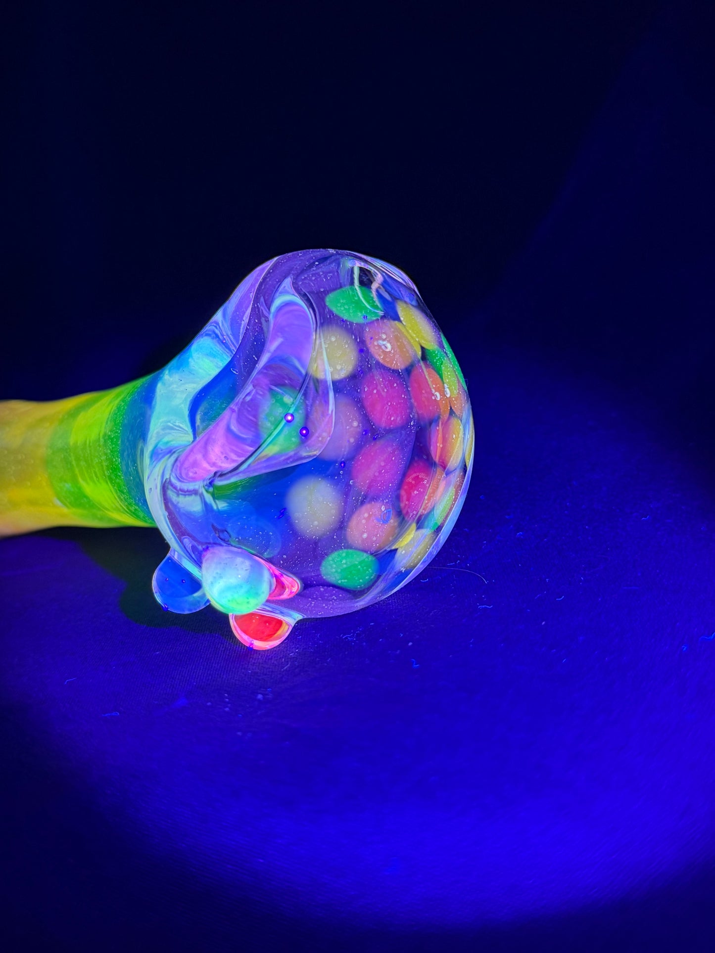 UV Rainbow Pipe