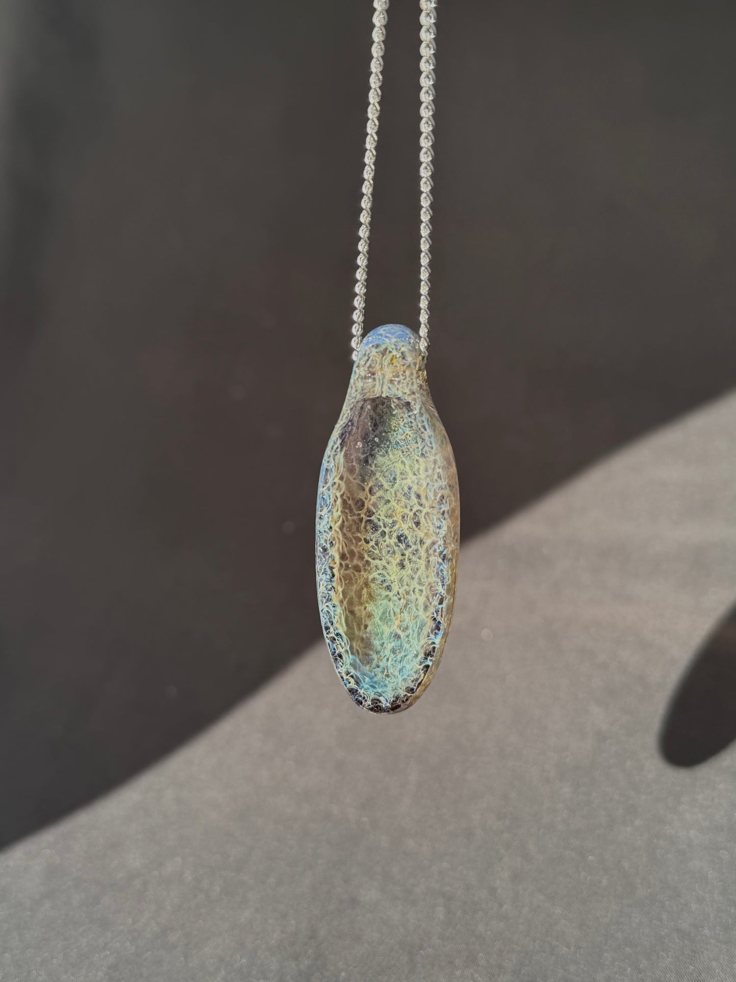 Faceted Geode Pendants (UV Rainbow)