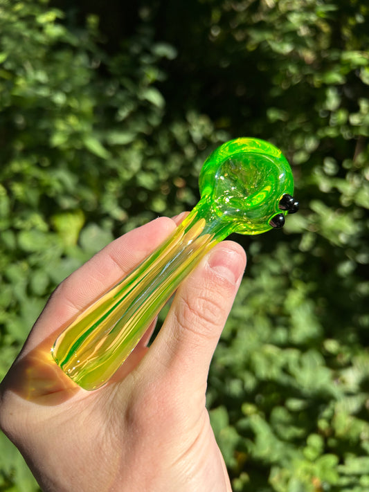 Uranium Glass Pipe