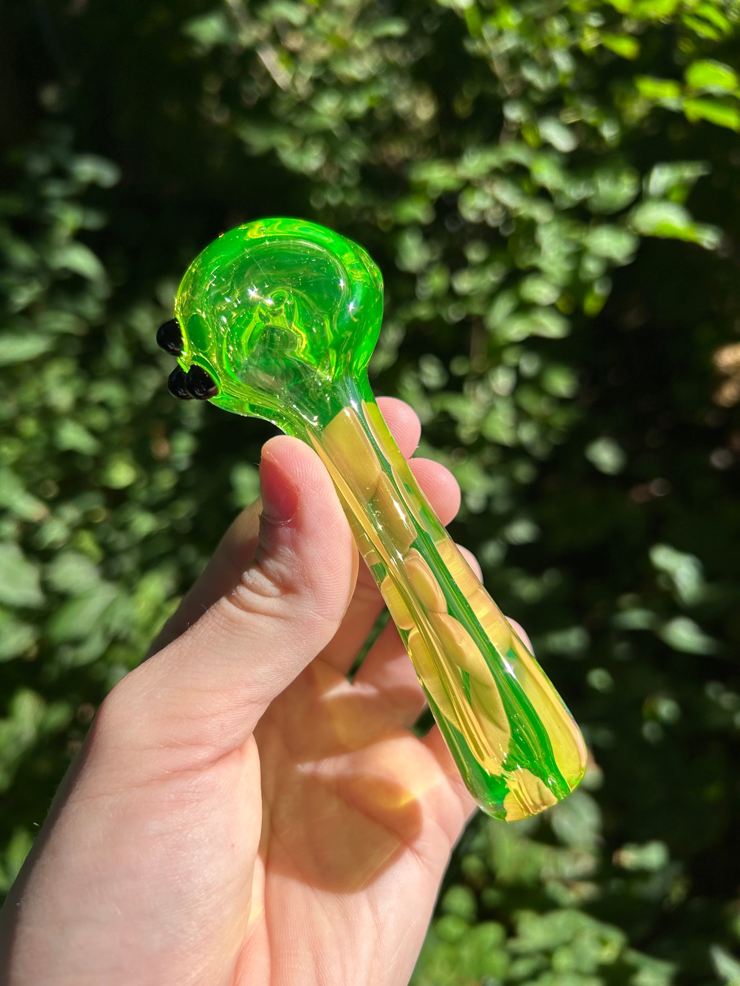 Uranium Glass Pipe