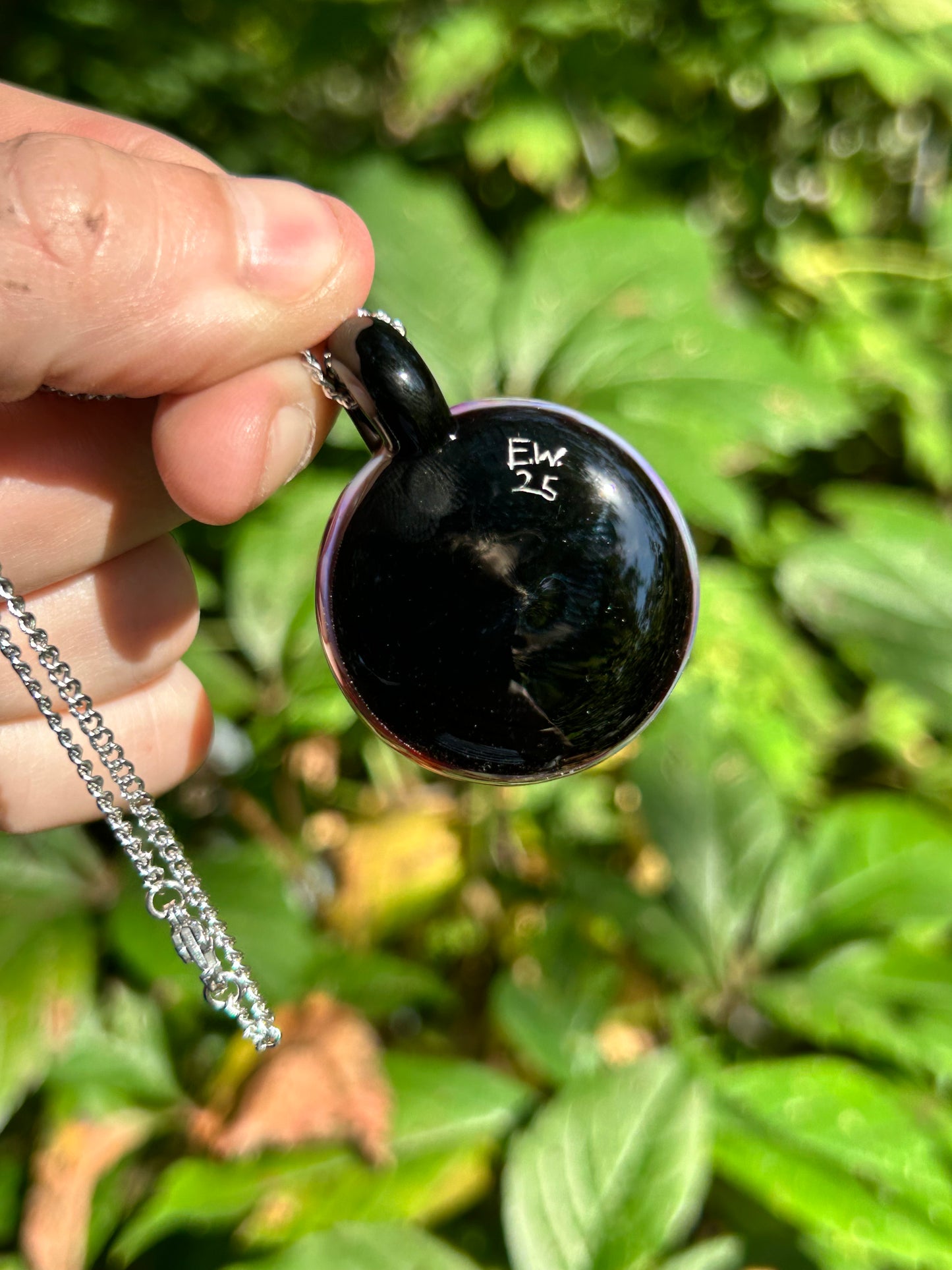 Amber Purple Pendant (Red/Pink UV)