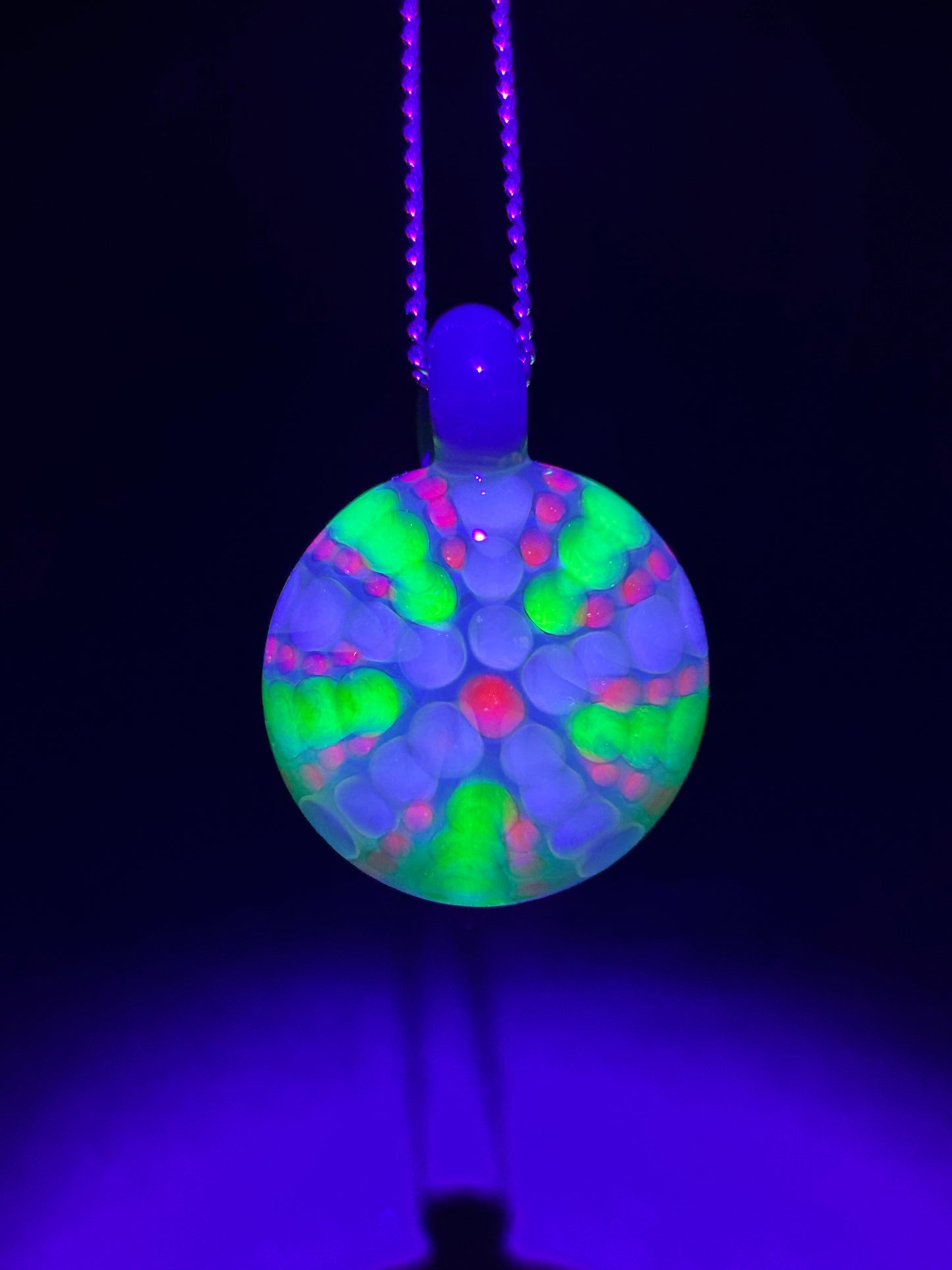 Electric Green Pendant (With Tri Color UV)