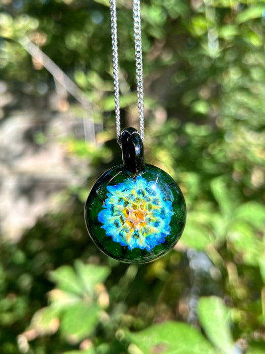 Honey Comb Pendant (UV Reactive)