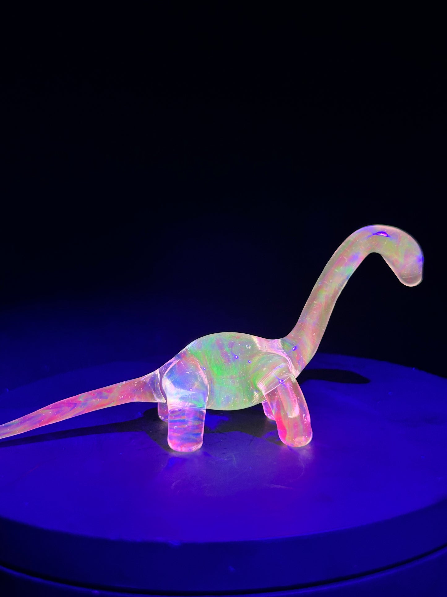 Swirly UV Dino