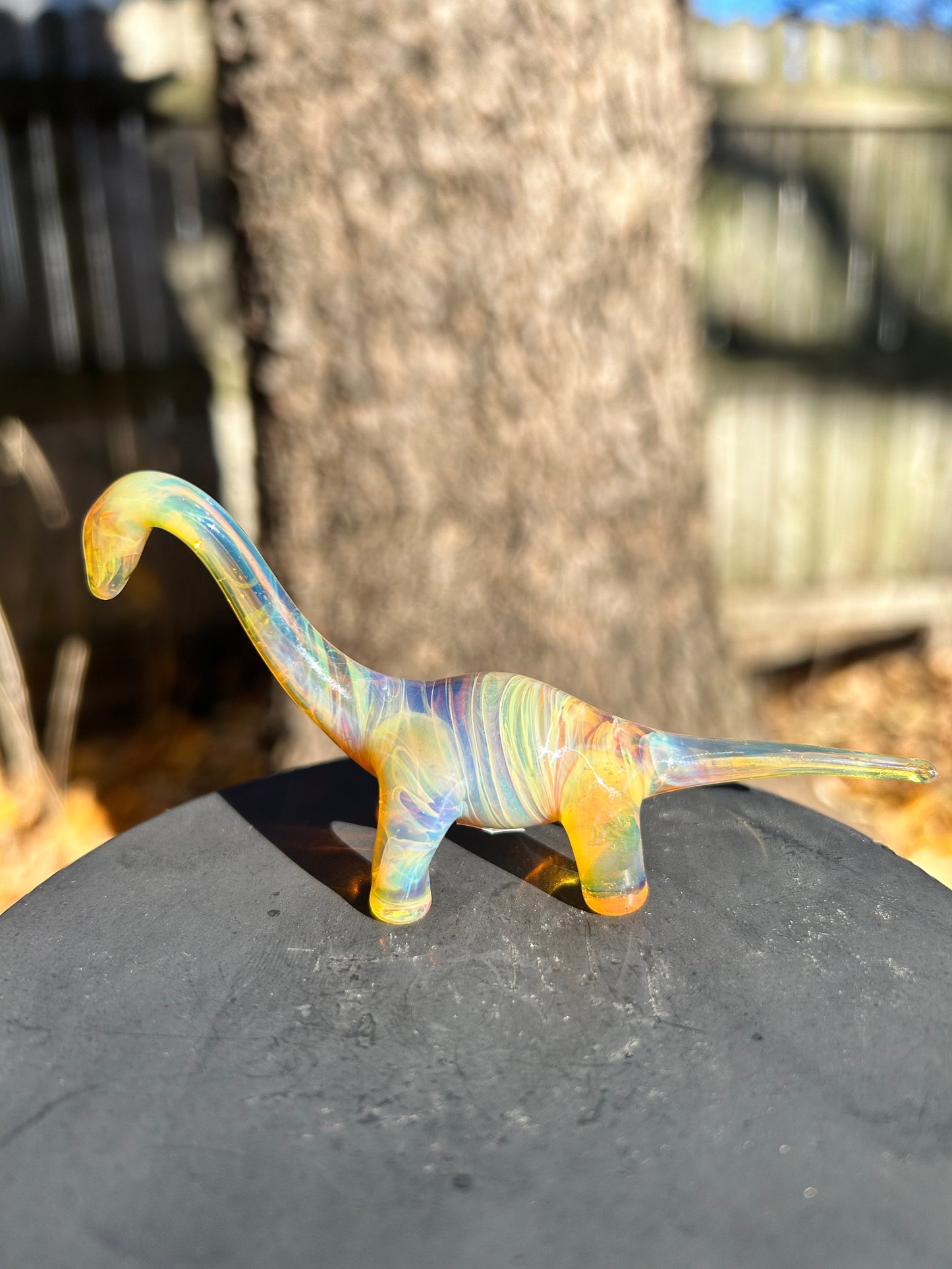 Amber Fume Dino