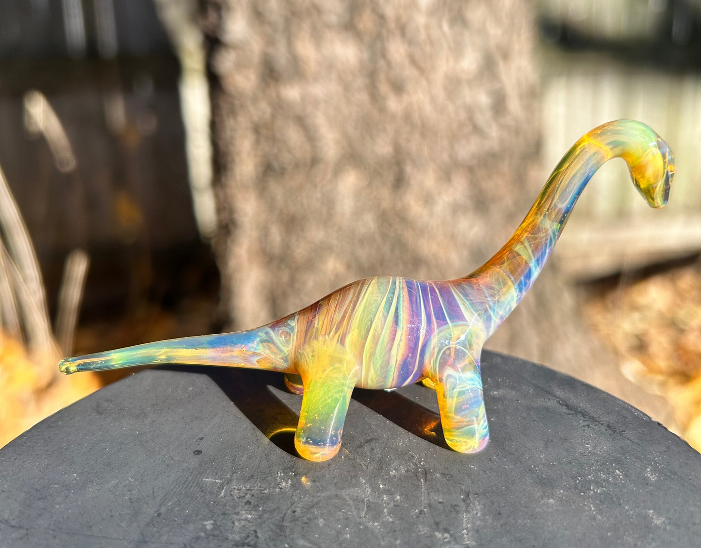 Amber Fume Dino